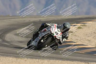 media/Nov-16-2025-Race Pace (Sun) [[8c5fa54630]]/Verified Riders/8-Turn 12 (120pm)/